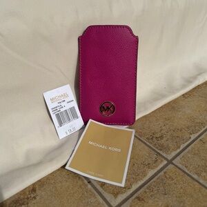NWT Michael Kors Fuchsia Hot Pink Leather Sunglasses Holder Sleeve with Logo